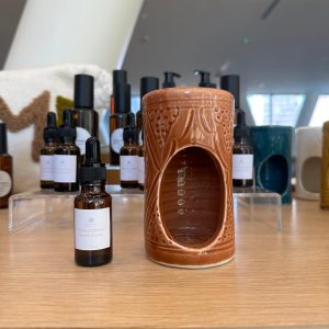 DIFFUSEUR MAROCAIN AVEC UNE HUILE À BRÛLER SENTEUR D’ORIENT