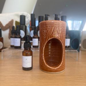 DIFFUSEUR MAROCAIN AVEC UNE HUILE À BRÛLER OUD