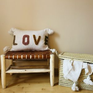 HOUSSE DE COUSSIN MAROCAIN 60x40 EN COTON « LOVE »