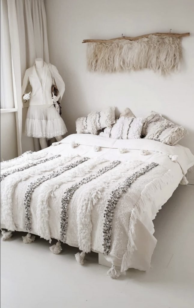 Le linge de maison est un élément clé de la décoration intérieure. Les tendances évoluent vers des choix plus naturels, durables et chaleureux