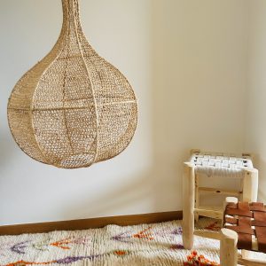 SUSPENSION EN DENTELLE DE RAPHIA POIRE H70 MODÈLE TAROUDANT