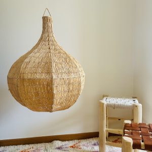 SUSPENSION EN RAPHIA CROCHET POIRE H70