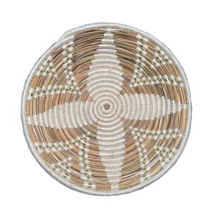 PLATEAU BERBÈRE ROND MAROCAIN EN LAINE BLANC ET FEUILLES DE PALMIER MODÈLE TAZA